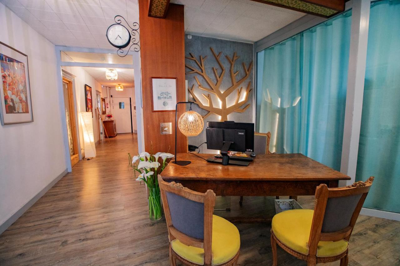 Hostellerie Du Parc Cambo-les-Bains Dış mekan fotoğraf