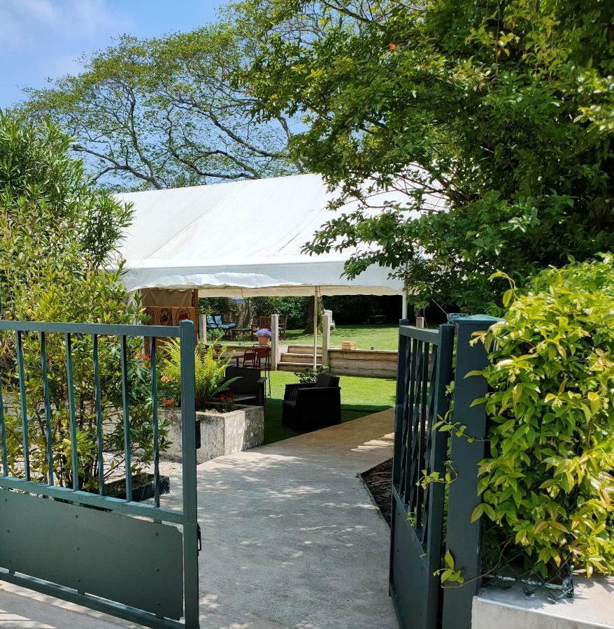 Hostellerie Du Parc Cambo-les-Bains Dış mekan fotoğraf