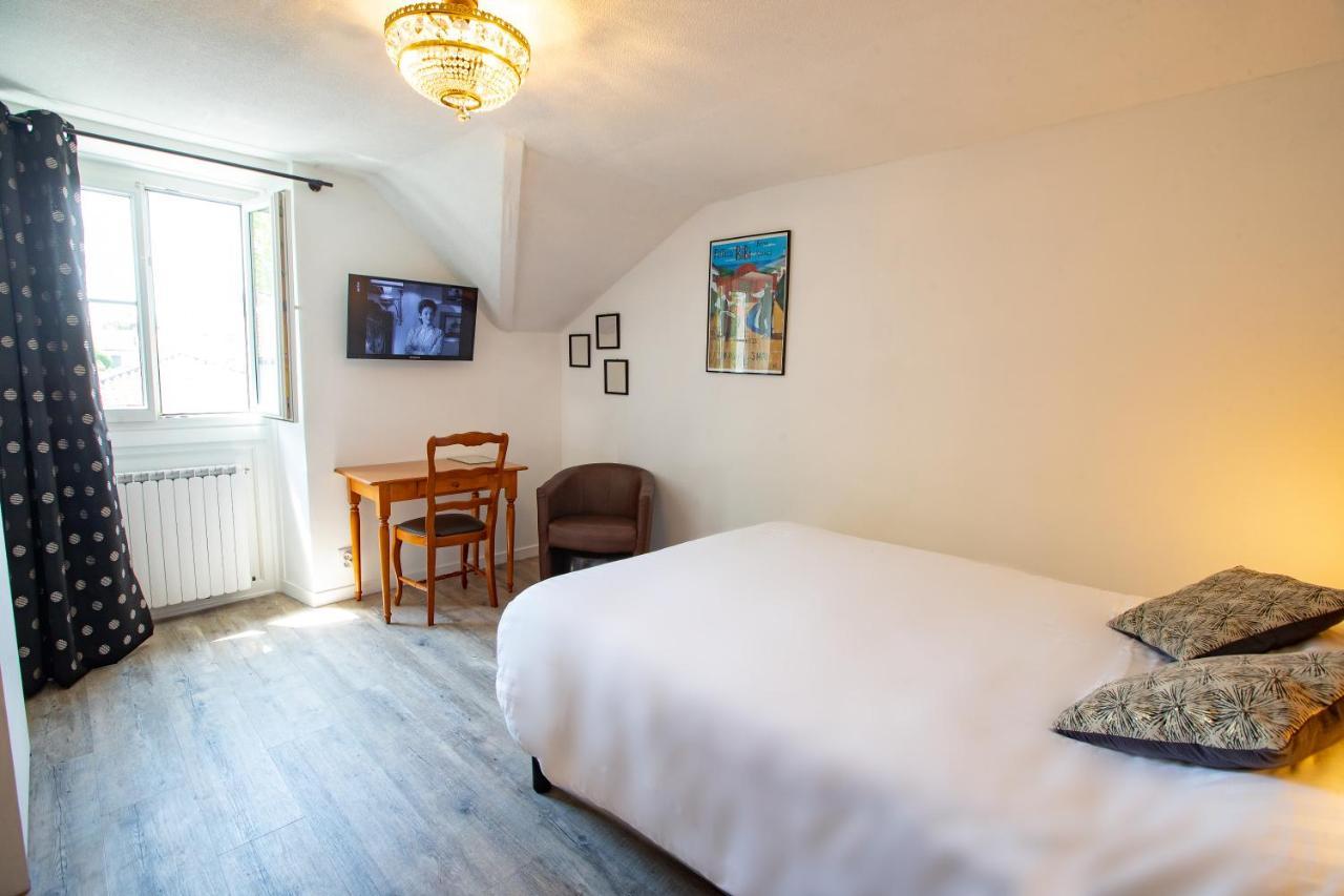 Hostellerie Du Parc Cambo-les-Bains Dış mekan fotoğraf