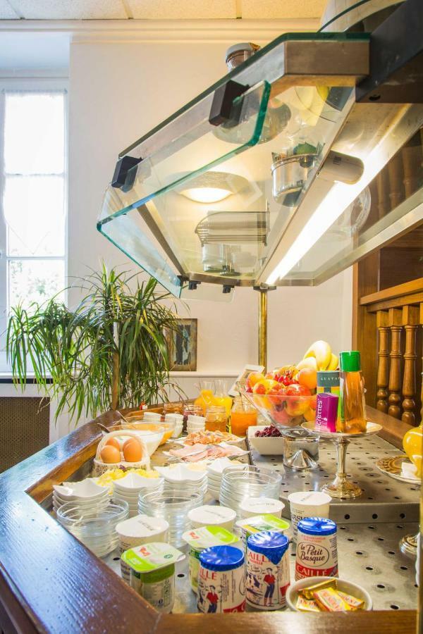 Hostellerie Du Parc Cambo-les-Bains Dış mekan fotoğraf